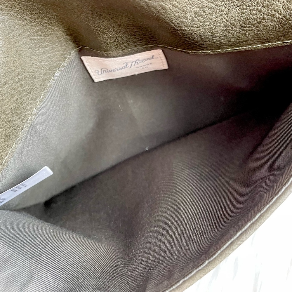 Universal Thread Olive Matte Envelope Clutch Faux… - image 4